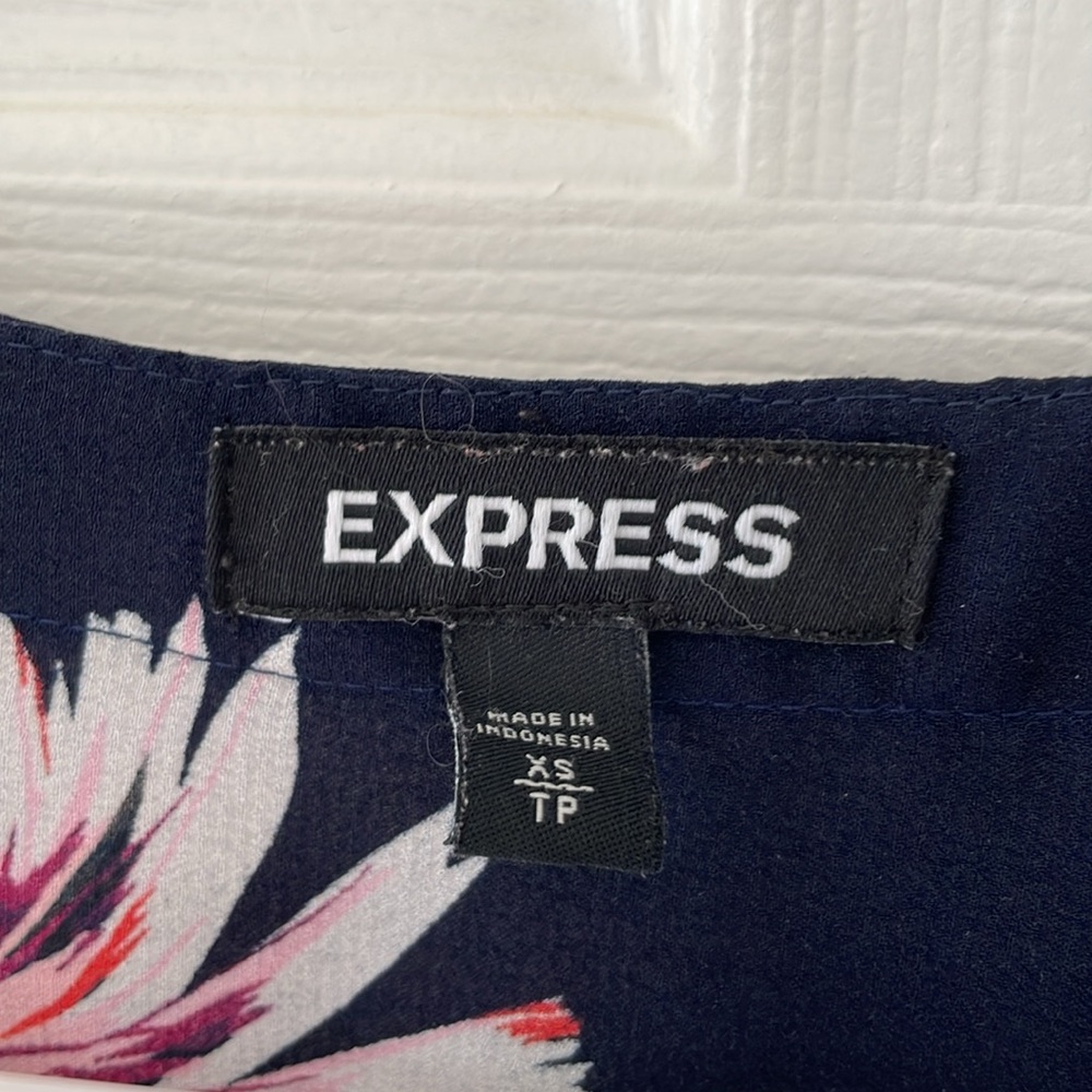 Express Botanical Pattern Blouse - image 4